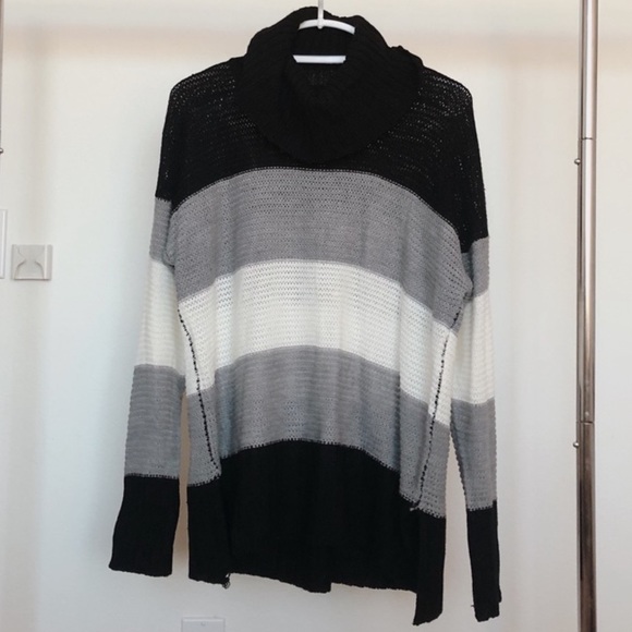 Nordstrom Sweaters - Nordstrom Striped Tunic Size XL